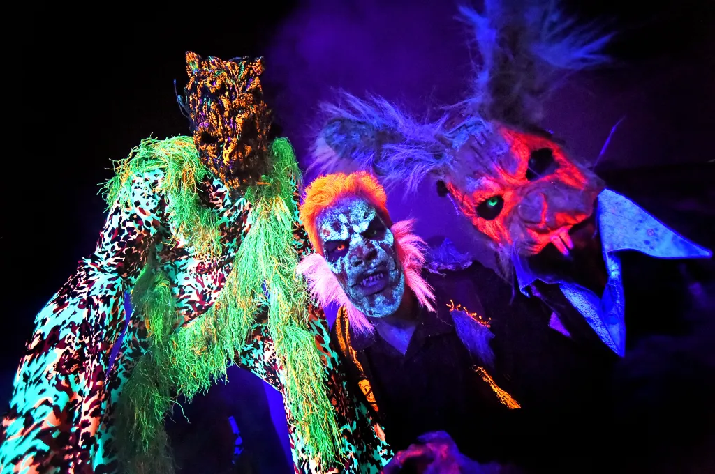 A Guide to All the Haunts in Los Angeles